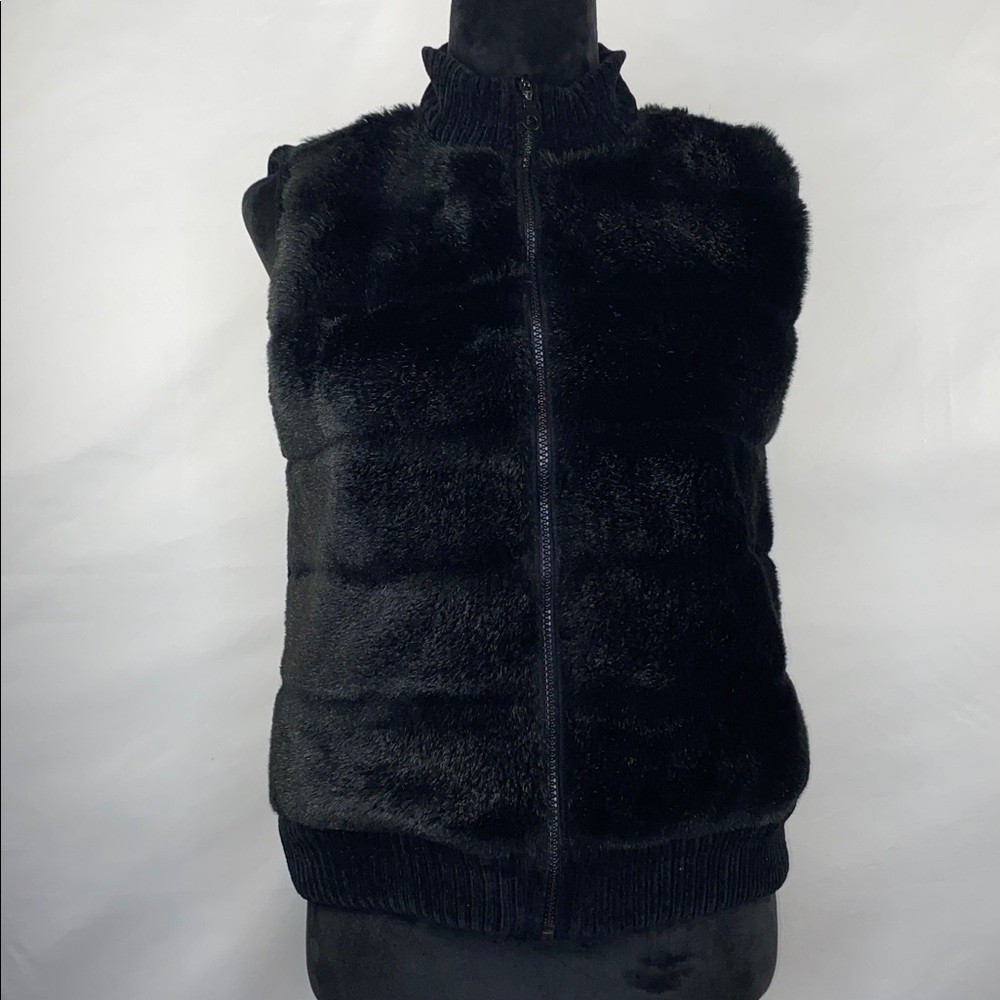 Montana Avenue Black Faux Fur Full-Zip Sweater Vest Ribbed Chenille Back